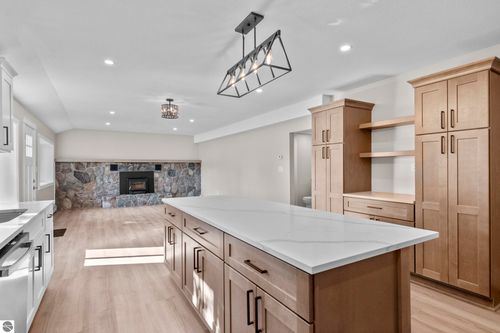 309 Maple St, Bellaire, MI, 49615-9407 | Card Image