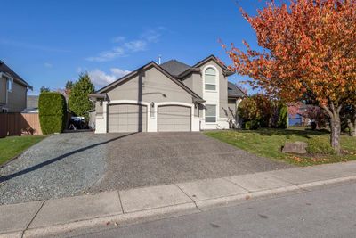 21777 44 Ave, House other with 4 bedrooms, 2 bathrooms and 8 parking in Langley BC | Image 1