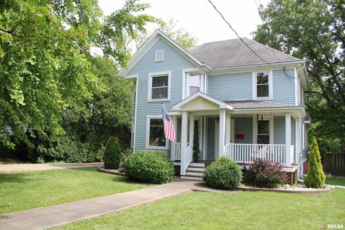 322 E Vernon St, Farmington, IL, 61531-1260 | Card Image