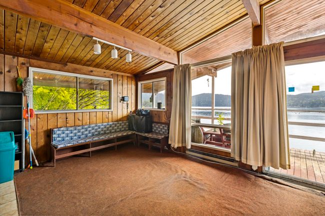 5672 Indian River Drive, House other with 5 bedrooms, 2 bathrooms and 2 parking in North Vancouver BC | Image 19