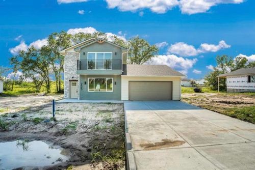 235 S Arbor Valley Way, Valley Center, KS, 67147-1102 | Card Image