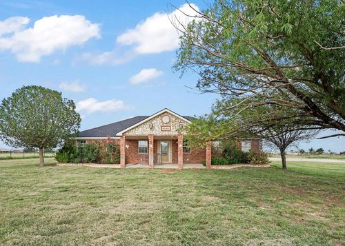 16100 N Dogwood Ave, Gardendale, TX, 79758-4031 | Card Image