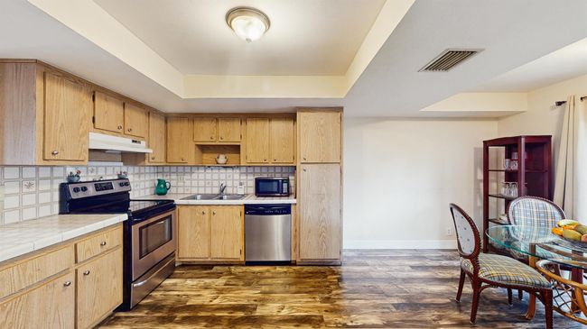 527 Deer Creek Wildwood Ln E, Condo with 4 bedrooms, 3 bathrooms and null parking in Deerfield Beach FL | Image 8