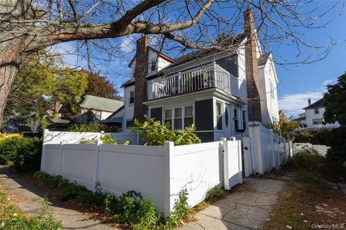 194 109th Ave, Jamaica, NY, 11412 | Card Image