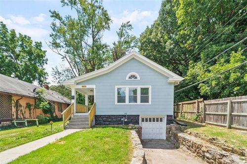 6616 Tracy Ave, Kansas City, MO, 64131-1419 | Card Image