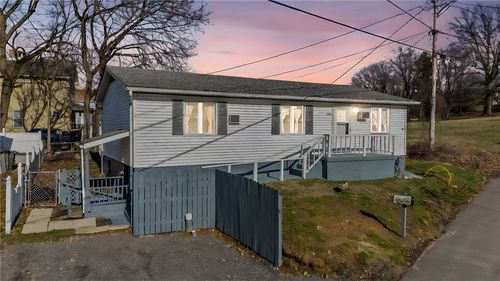 1152 W Gibson Ave, Connellsville, PA, 15425-4440 | Card Image