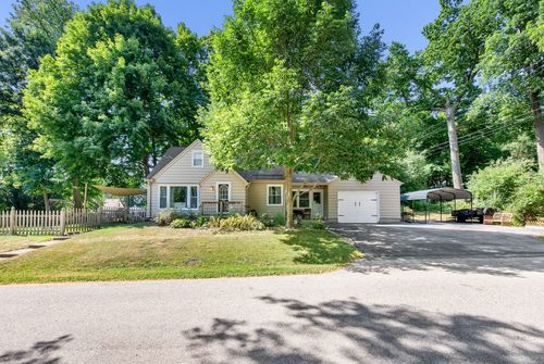 12525 James St, Brookfield, WI, 53005-7310 | Card Image