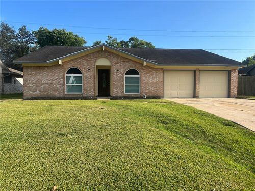 2305 Kingsway Dr, League City, TX, 77573-4909 | Card Image