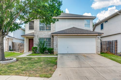 9743 Girth Ln, San Antonio, TX, 78254-5301 | Card Image