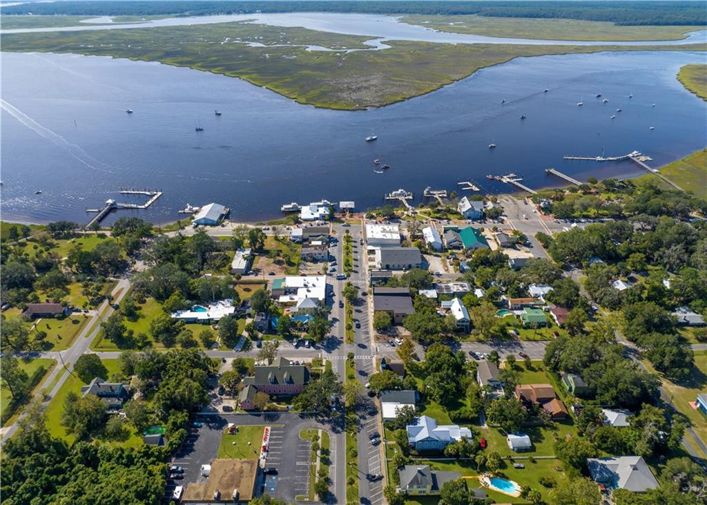 Commercial Sale in St. Marys