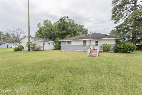 39 Sophia Dr, Jacksonville, NC, 28540-5637 | Card Image