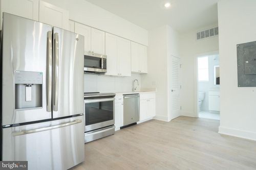 403-5301 Connecticut Ave Nw, WASHINGTON, DC, 20015-1963 | Card Image