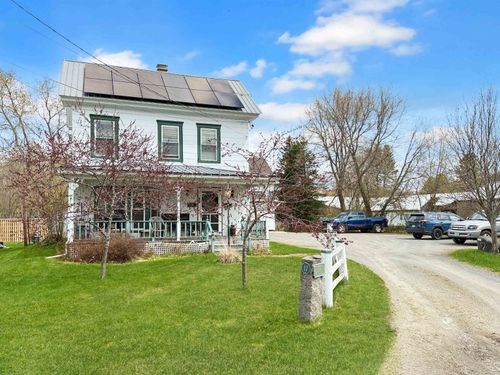 17 Merrill St, Colebrook, NH, 03576-3280 | Card Image