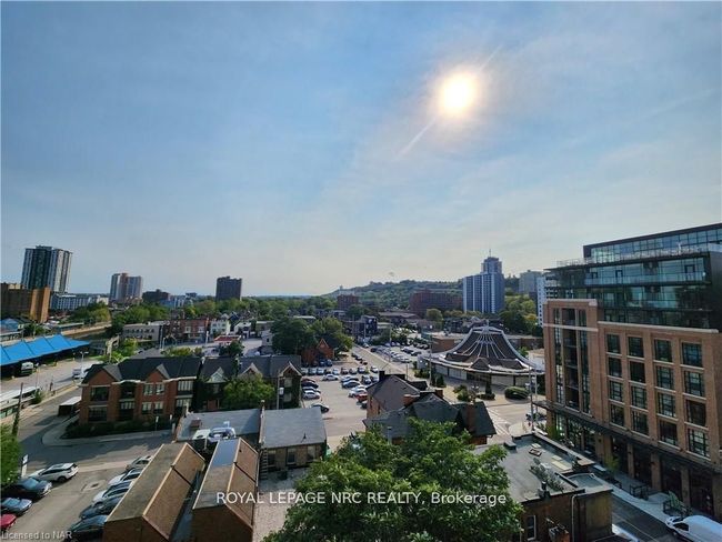 812 - 135 James St S, Condo with 2 bedrooms, 2 bathrooms and null parking in Hamilton ON | Image 11