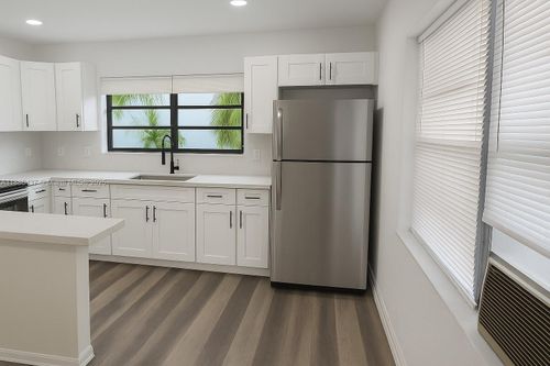 apt-9-417 Nw 2nd Ave, Hallandale Beach, FL, 33009-3342 | Card Image