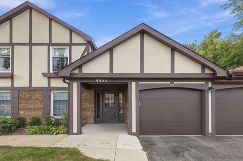 c2-4955 Kimball Hill Dr, Rolling Meadows, IL, 60008-4388 | Card Image