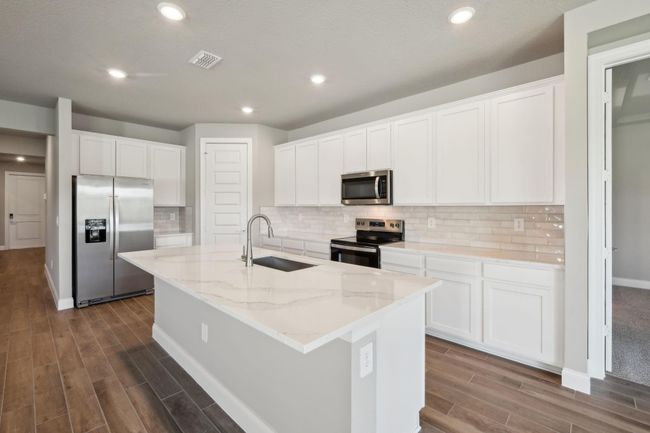 9041 Dahlia Cir, House other with 4 bedrooms, 3 bathrooms and null parking in Port St. Lucie FL | Image 9