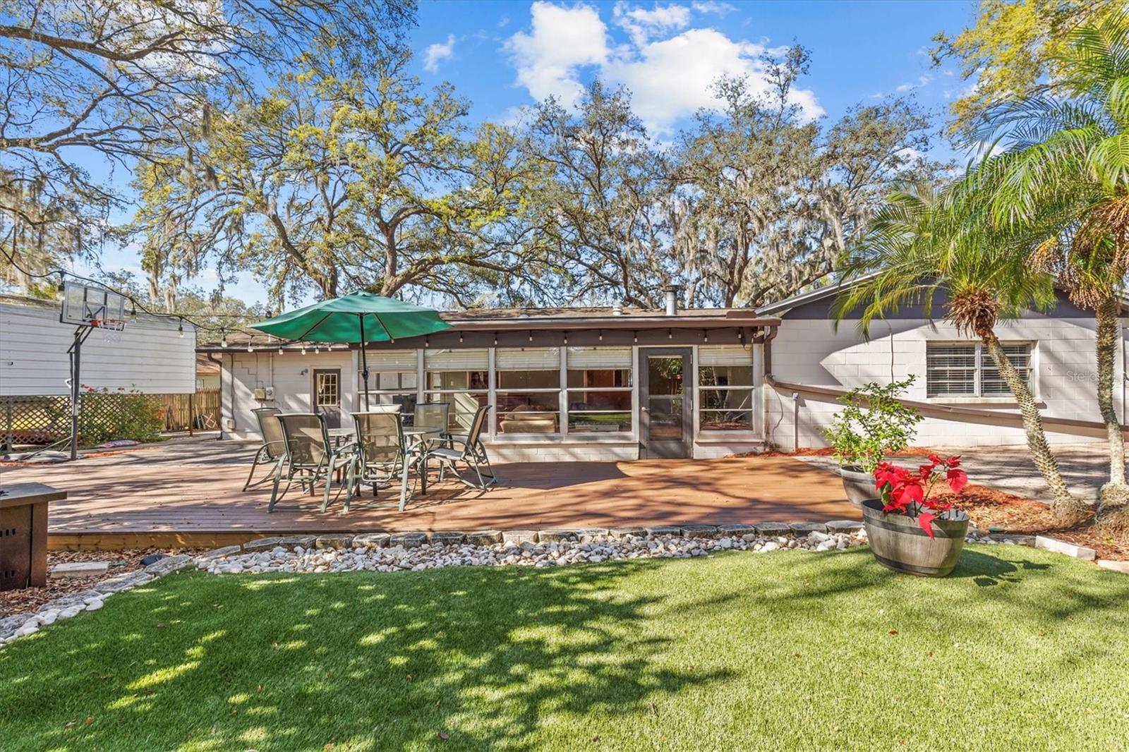 2207 Boxwood Way Sold in BRANDON - IB7FuCpMMLcFYGId4d103LCzv40cBlOqI6AXLxypW