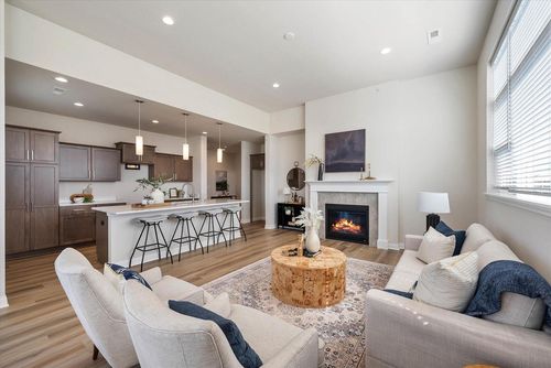 201-1430 Tenny Avenue, WAUKESHA, WI, 53189 | Card Image