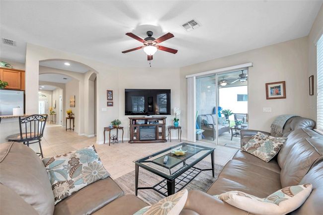 1328 Rushgrove Cir, House other with 3 bedrooms, 2 bathrooms and null parking in DOVER FL | Image 18