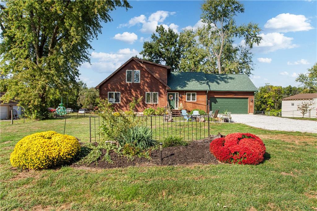 Farview Dr, Independence, MO 64058