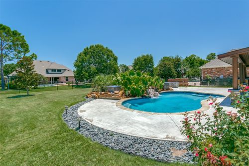 1001 Cheyenne Ct, Shady Shores, TX, 76208-5114 | Card Image