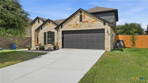 2122 Dragon Trl, New Braunfels, TX, 78130-3297 | Card Image