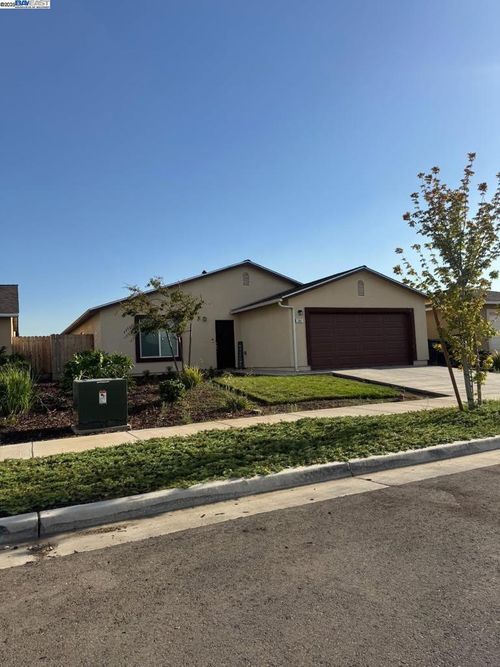 744 Marcus Ct, Merced, CA, 95341-9001 | Card Image