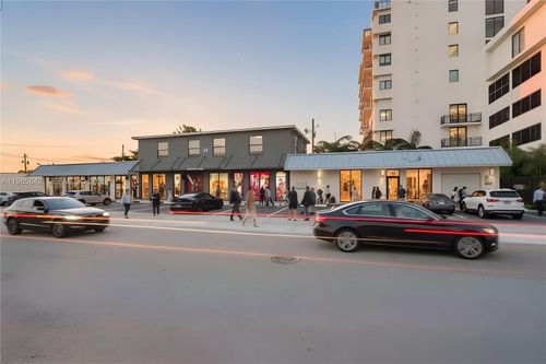24 Ne 1st Ave, Dania Beach, FL, 33004-2865 | Card Image