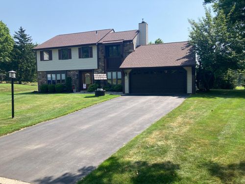 20 Averstone Ct, SOUTHAMPTON, PA, 18966-2610 | Card Image