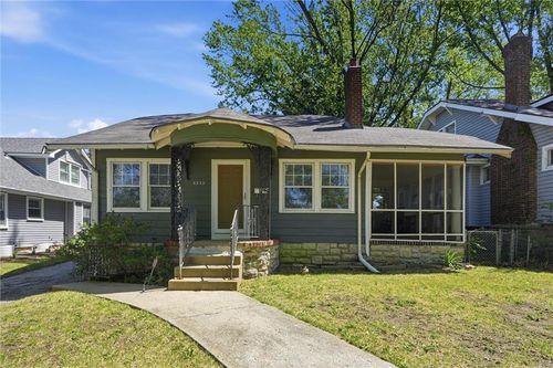 6333 Baltimore Ave, Kansas City, MO, 64113-1721 | Card Image