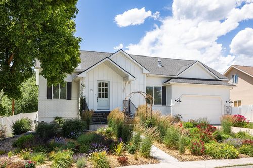 75 N 200 E, Midway, UT, 84049-6635 | Card Image