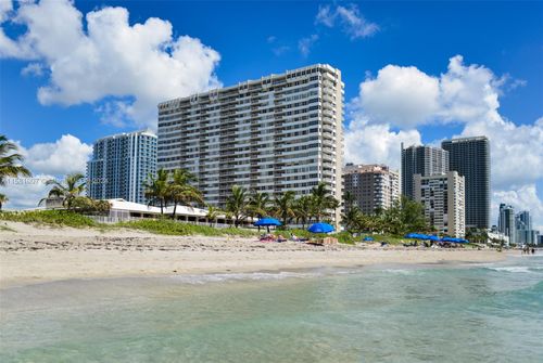21g-1950 S Ocean Dr, Hallandale Beach, FL, 33009-5946 | Card Image
