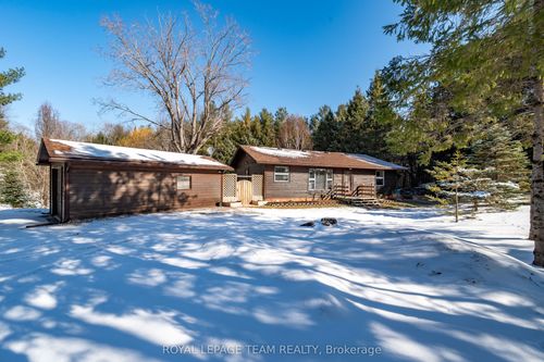 5202 Mcdonalds Corners Road, Lanark Highlands, ON, K0G1M0 | Card Image