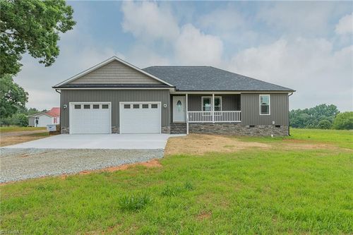 2075 Old Wesley Chapel Rd, Linwood, NC, 27299-9425 | Card Image