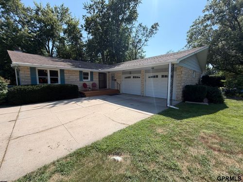 1035 Longwood Dr, Crete, NE, 68333-1849 | Card Image