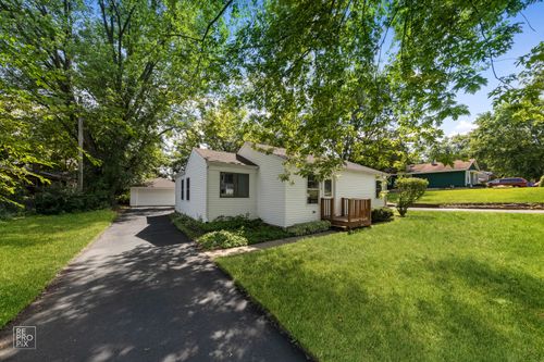 8313 Ramble Rd, Wonder Lake, IL, 60097-5100 | Card Image
