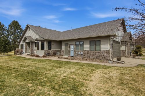 2528 E Princeton Ave, Eau Claire, WI, 54703-4133 | Card Image