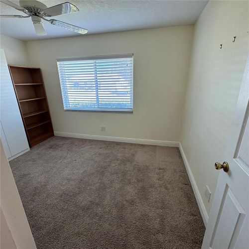 9226 41st St N, PINELLAS PARK, FL, 33782-5611 | Card Image