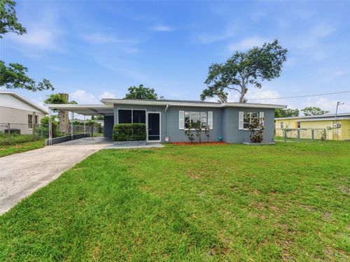2305 W Crawford St, TAMPA, FL, 33604-5218 | Card Image