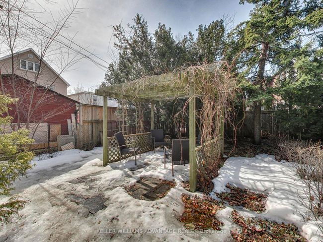 72 Beachview Cres, House other with 2 bedrooms, 1 bathrooms and 1 parking in Toronto ON | Image 37