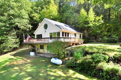 391 Cherry Brook Rd, Canton, CT, 06019-4514 | Card Image