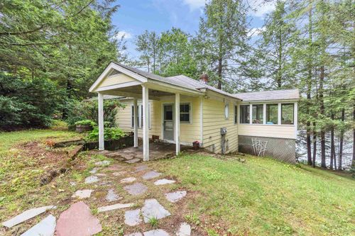 71 Headlands Rd, Winchester, NH, 03470-2454 | Card Image