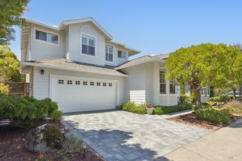 128 Baypoint Dr, San Rafael, CA, 94901-8413 | Card Image