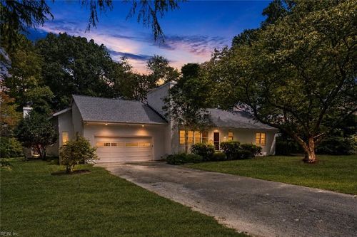 1816 N Alanton Dr, Virginia Beach, VA, 23454-1516 | Card Image