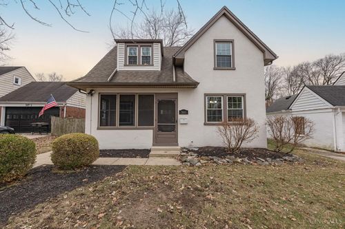 560 Irving Avenue, Oakwood, OH, 45409 | Card Image