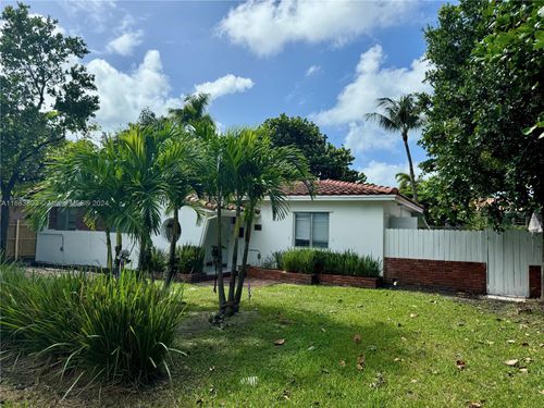 738 Fernwood Rd, Key Biscayne, FL, 33149-2406 | Card Image