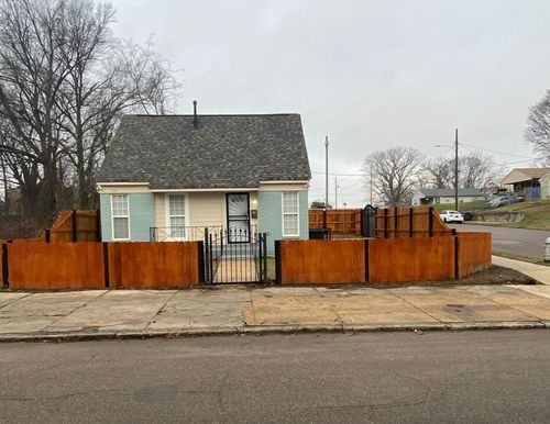 317 N Manassas St, Memphis, TN, 38105-3831 | Card Image