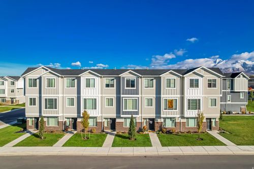 1018 W 1950 S, Orem, UT, 84058-8152 | Card Image