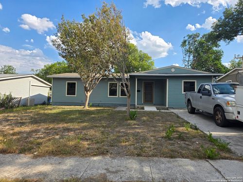 138 Lively Dr, San Antonio, TX, 78213-3055 | Card Image